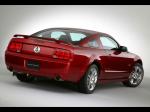 Ford Mustang GT 2005 года